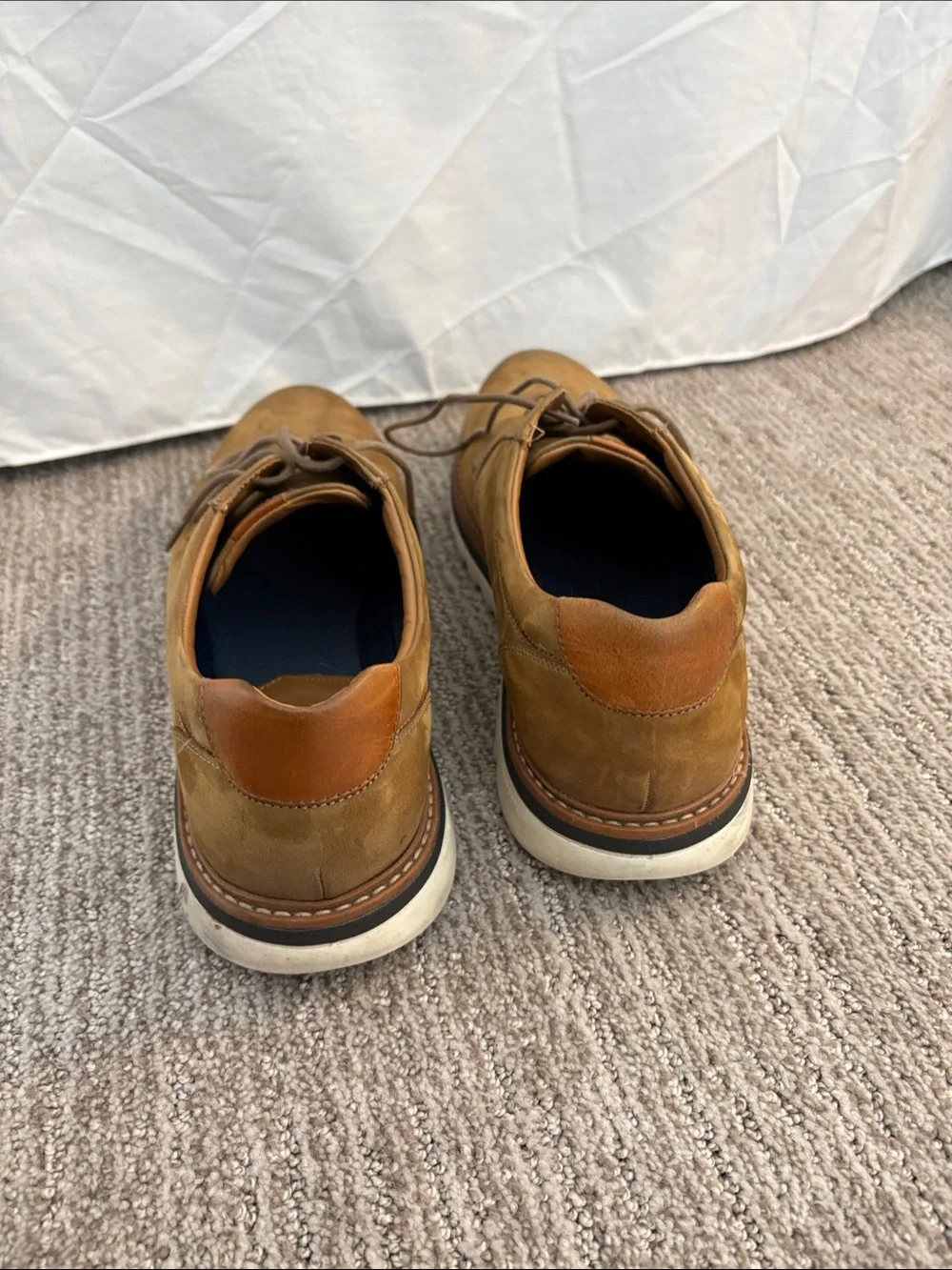 Johnston & Murphy lightweight flexible